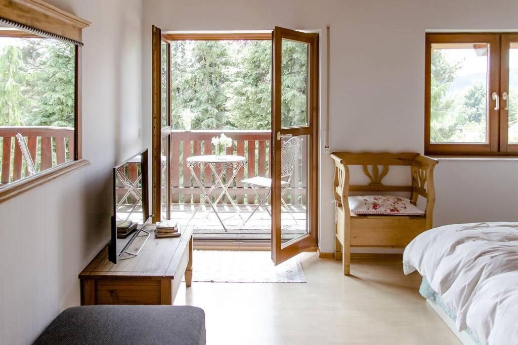 4-Zimmer-Ferienwohnung Waldbluemle Dobel Extérieur photo